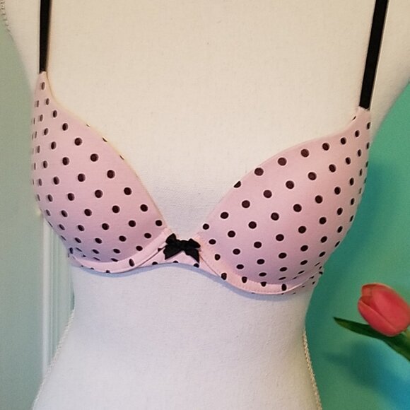 Victoria Secret Bra - Picture 2 of 6